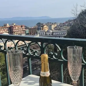 I Mergellina Nocleg ze śniadaniem